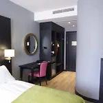 Отель Thon